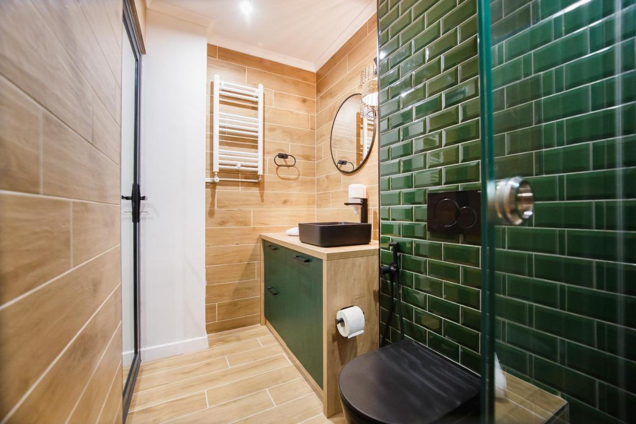 Green Velvet City Retreat Oradea Exterior foto